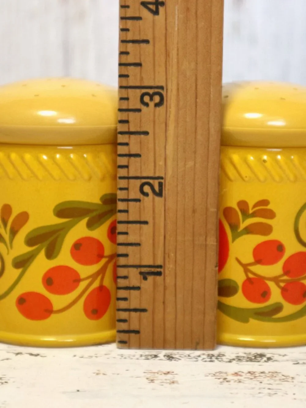 Vintage Avon Pennsylvania Dutch Powder Sifter Set Yellow Glass Jar with Handle